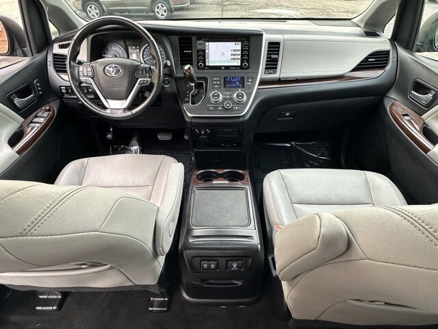 2018 Toyota Sienna  Glendale Heights IL