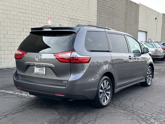 2018 Toyota Sienna  Glendale Heights IL