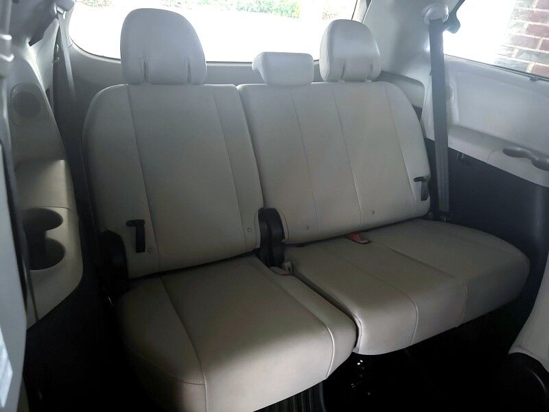 2018 Toyota Sienna AWD Limited Premium 7-Passenger w/ Entertainment Pkg Arlington VA