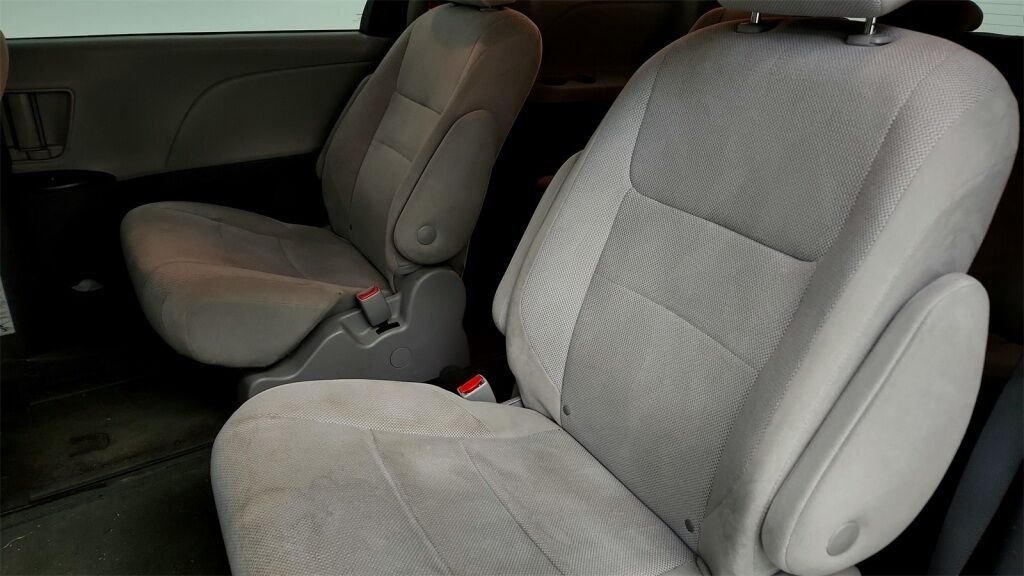 2018 Toyota Sienna L Laurel MD