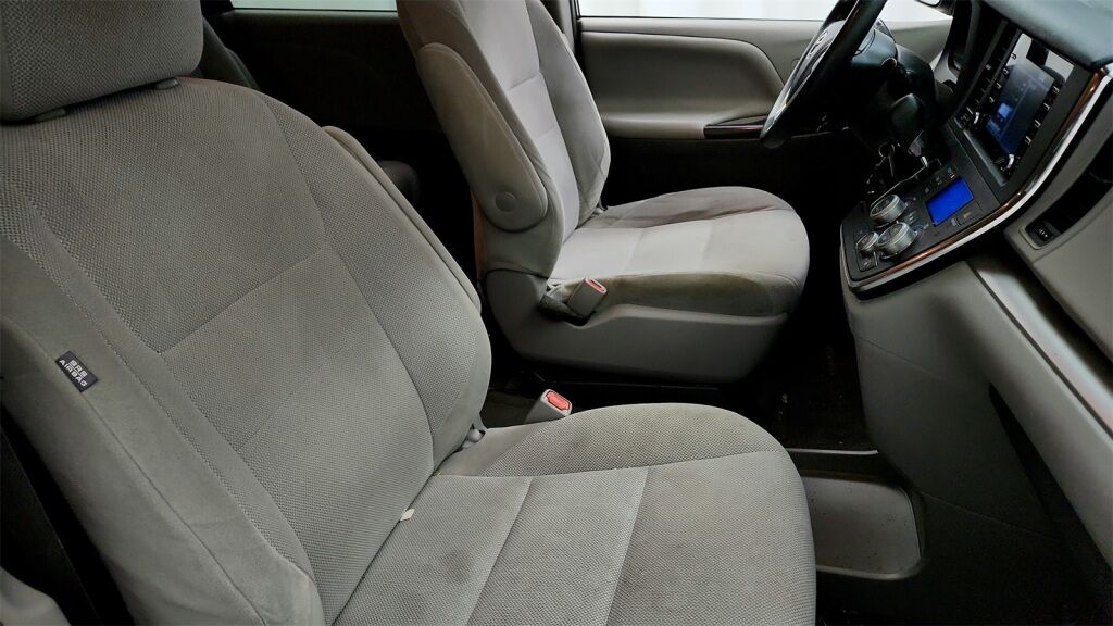 2018 Toyota Sienna L Laurel MD