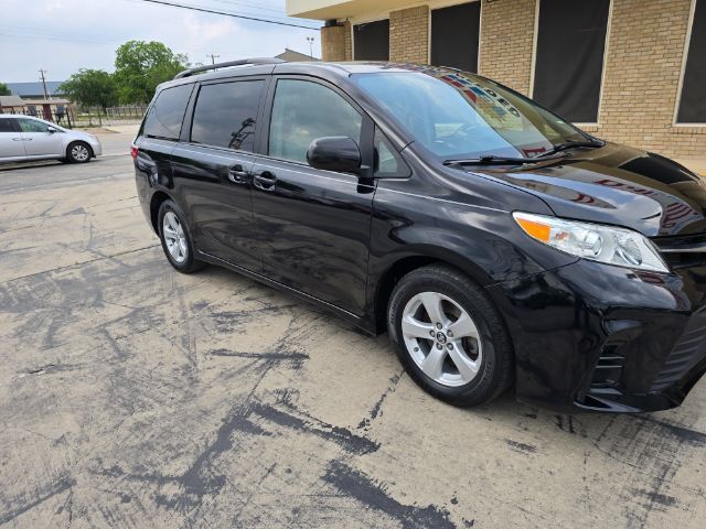 2018 Toyota Sienna LE 7 Passenger | LE 8 Passenger San Antonio TX
