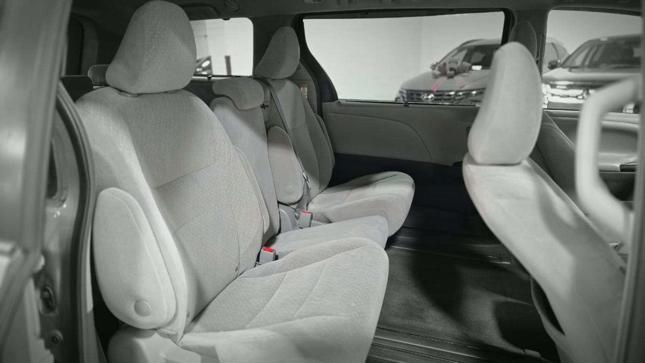 2018 Toyota Sienna LE 8 Passenger Miami FL