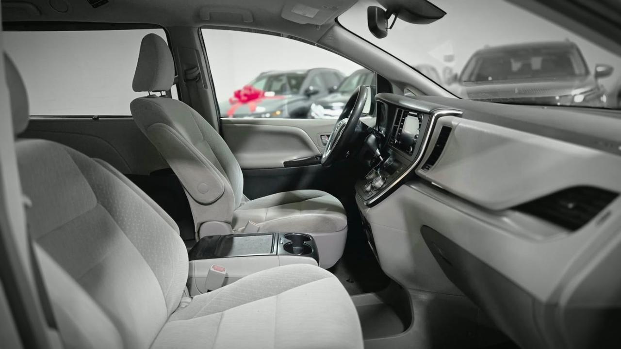 2018 Toyota Sienna LE 8 Passenger Miami FL