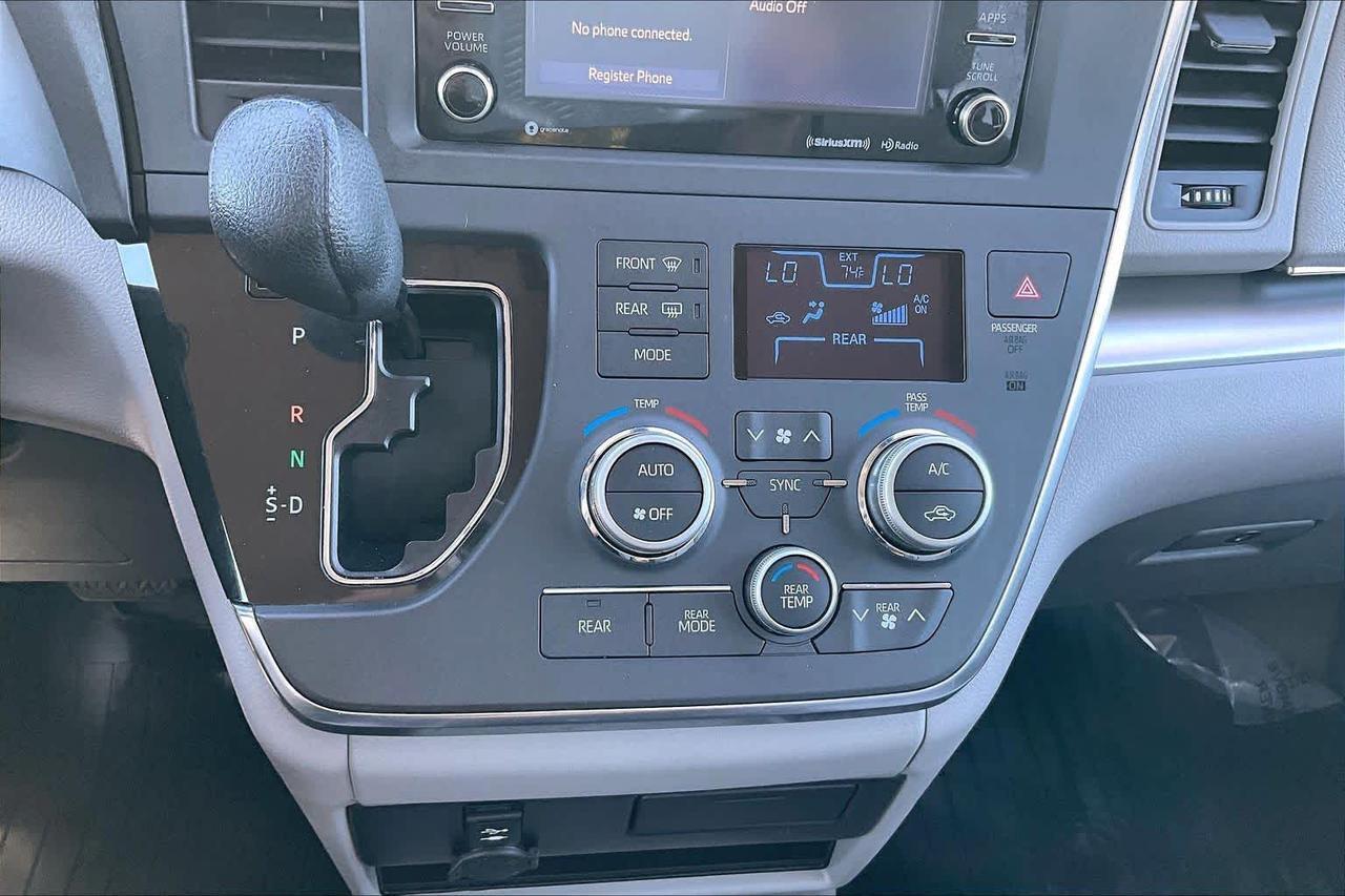 2018 Toyota Sienna LE Folsom CA