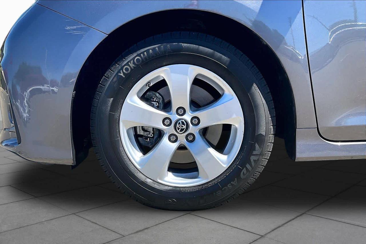 2018 Toyota Sienna LE Folsom CA