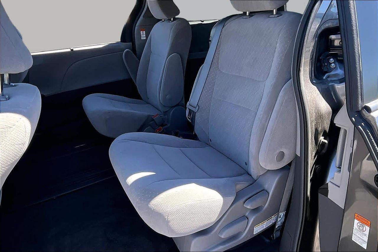 2018 Toyota Sienna LE Folsom CA