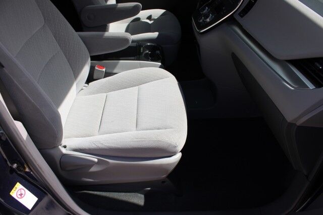 2018 Toyota Sienna LE Melbourne FL