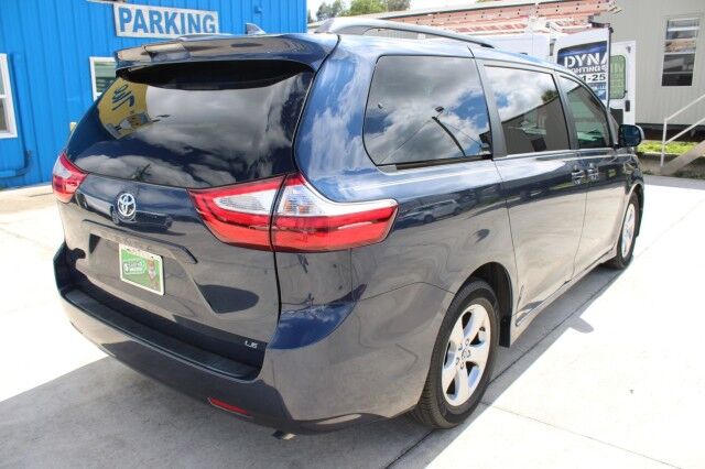 2018 Toyota Sienna LE Melbourne FL