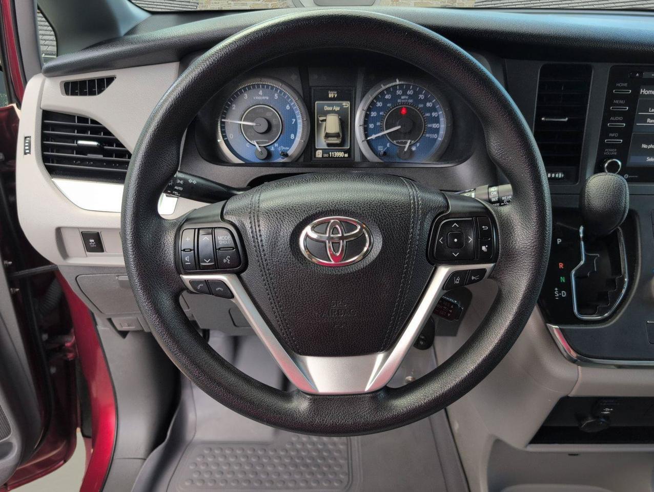 2018 Toyota Sienna LE San Antonio TX