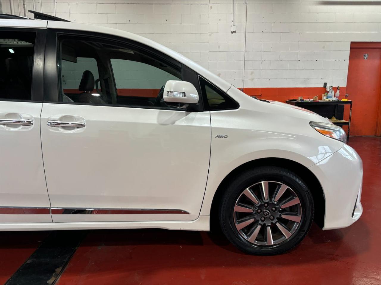 2018 Toyota Sienna Limited 7 Passenger Franklin OH