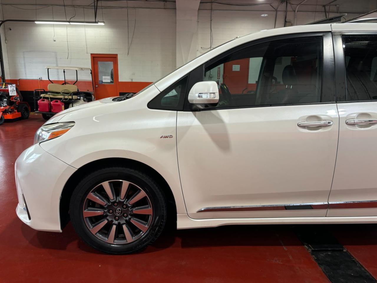 2018 Toyota Sienna Limited 7 Passenger Franklin OH