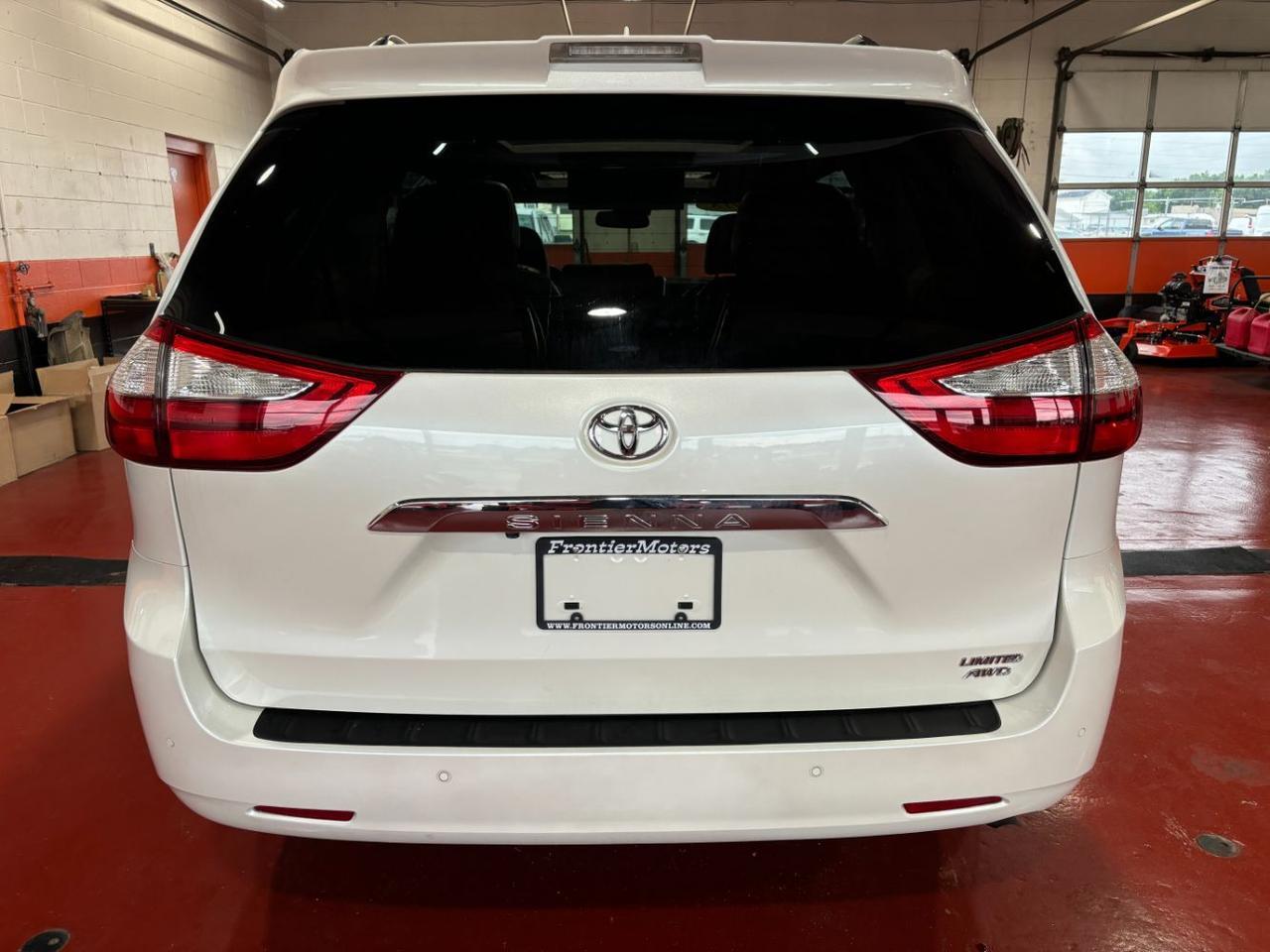 2018 Toyota Sienna Limited 7 Passenger Franklin OH