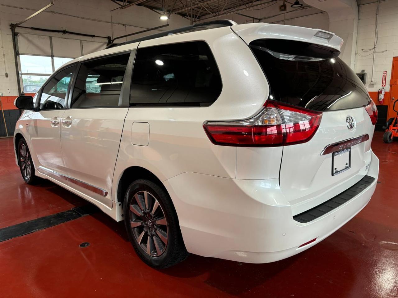 2018 Toyota Sienna Limited 7 Passenger Franklin OH