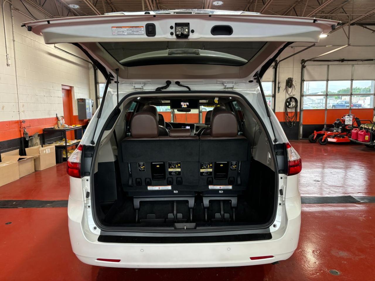 2018 Toyota Sienna Limited 7 Passenger Franklin OH