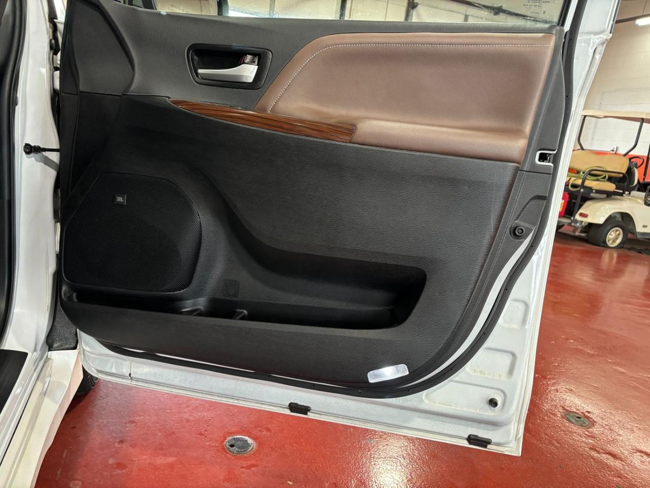 2018 Toyota Sienna Limited 7 Passenger Franklin OH