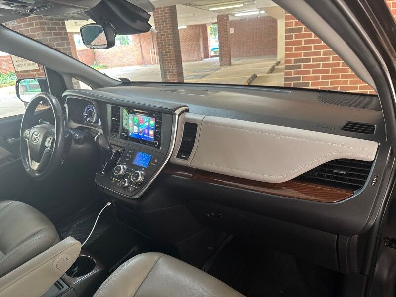 2018 Toyota Sienna Limited Premium 7-Passenger AWD Arlington VA