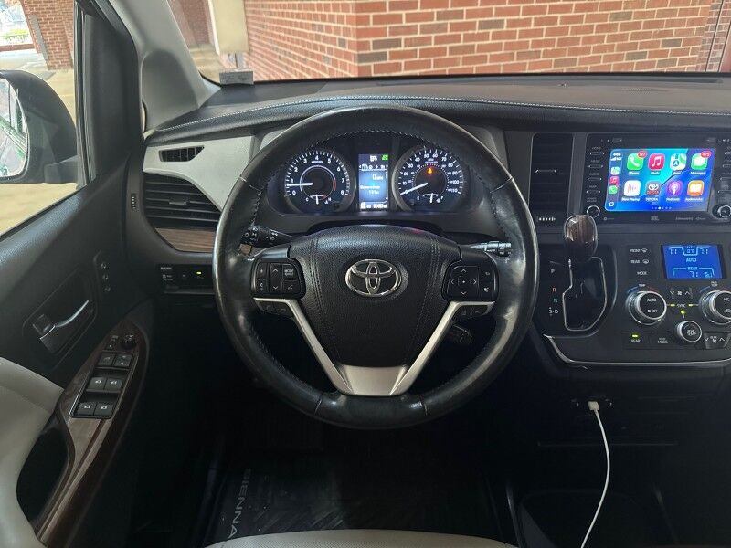 2018 Toyota Sienna Limited Premium 7-Passenger AWD Arlington VA
