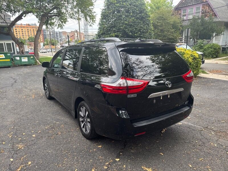 2018 Toyota Sienna Limited Premium 7-Passenger AWD Arlington VA