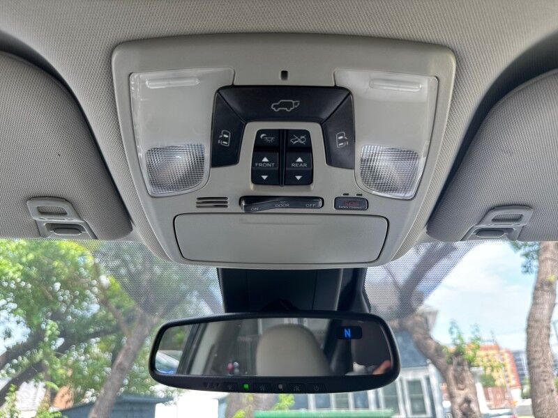 2018 Toyota Sienna Limited Premium AWD 7-Passenger w/ Entertainment Pkg Arlington VA