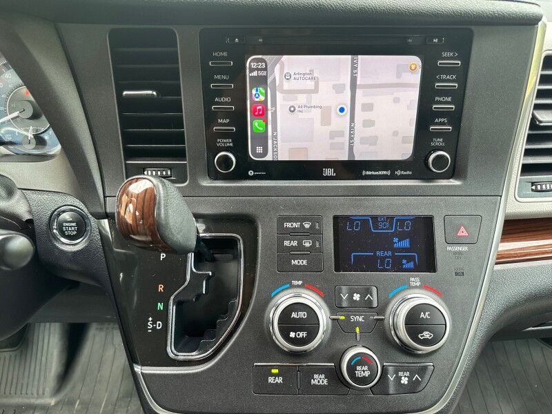 2018 Toyota Sienna Limited Premium AWD 7-Passenger w/ Entertainment Pkg Arlington VA