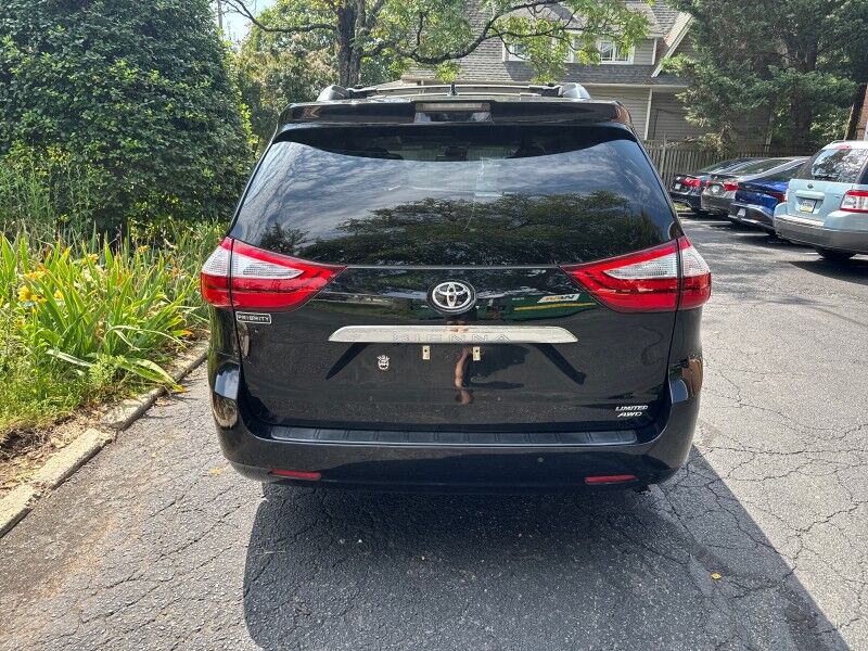 2018 Toyota Sienna Limited Premium AWD 7-Passenger w/ Entertainment Pkg Arlington VA