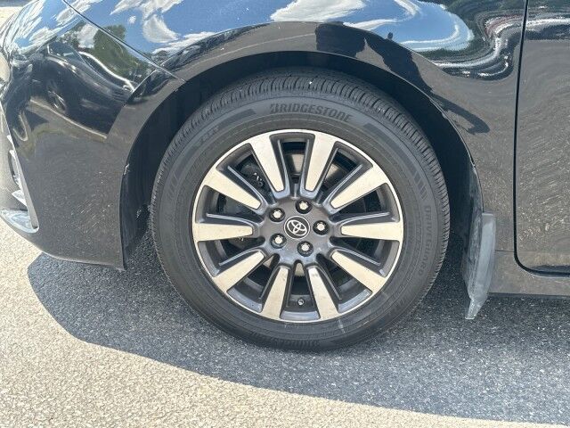 2018 Toyota Sienna Limited Premium Worcester MA