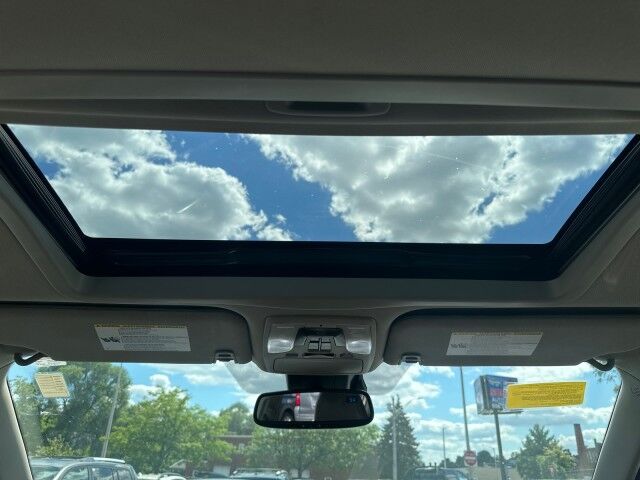 2018 Toyota Sienna Limited Premium Worcester MA