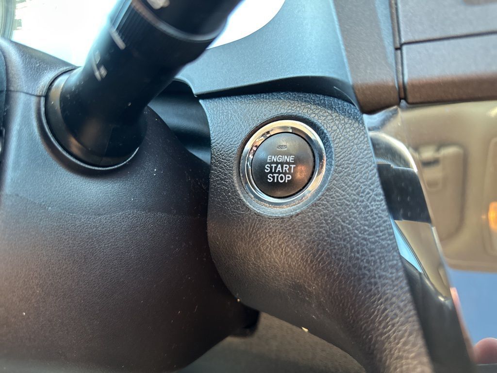 2018 Toyota Sienna Limited Premium Worcester MA