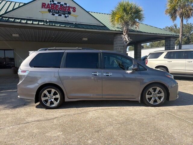 2018 Toyota Sienna SE Premium