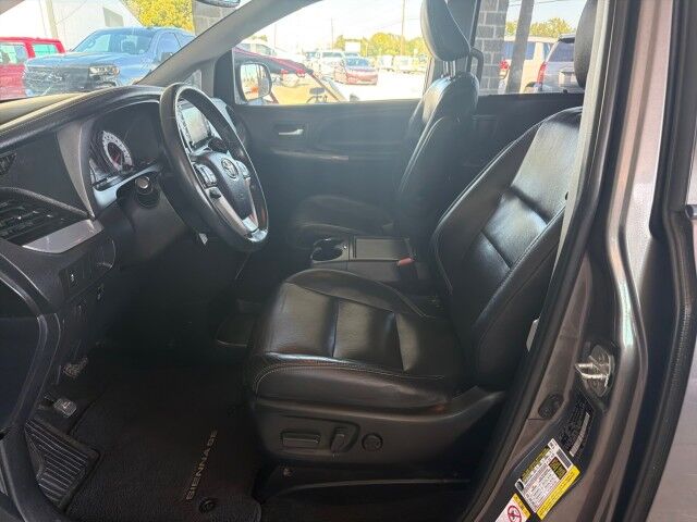 2018 Toyota Sienna SE Premium Lafayette LA