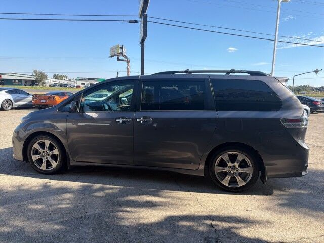 2018 Toyota Sienna SE Premium Lafayette LA
