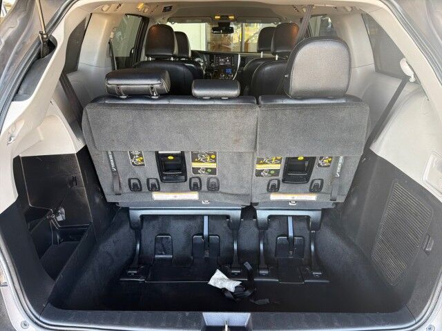 2018 Toyota Sienna SE Premium Lafayette LA