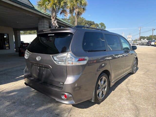 2018 Toyota Sienna SE Premium Lafayette LA