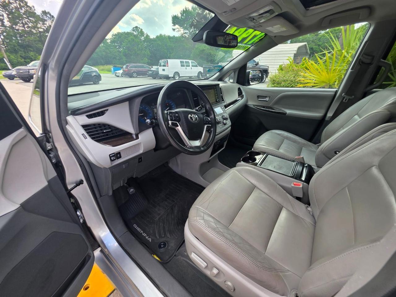 2018 Toyota Sienna XLE 8 Passenger Hardeeville SC