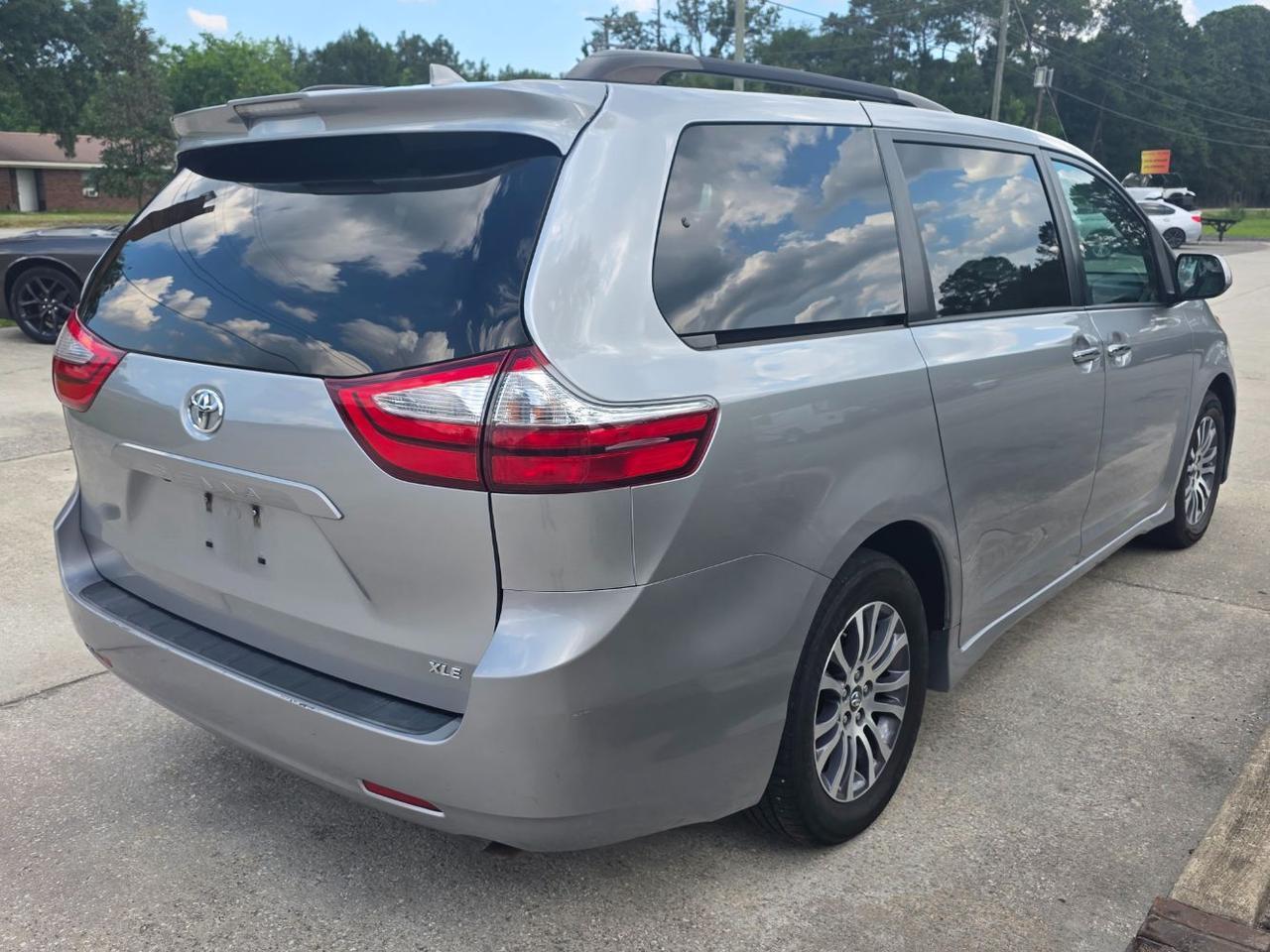2018 Toyota Sienna XLE 8 Passenger Hardeeville SC
