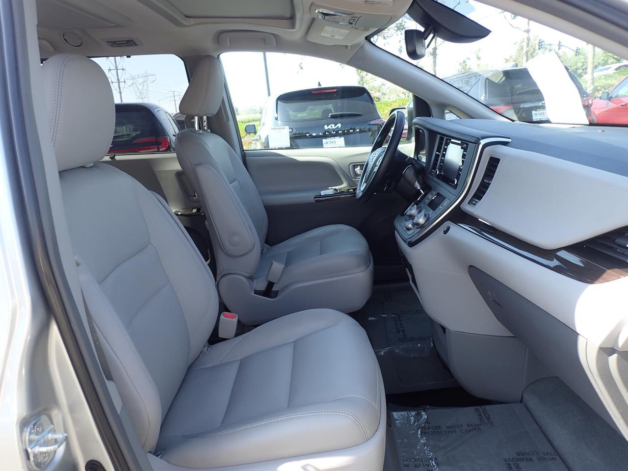 2018 Toyota Sienna XLE Anaheim CA