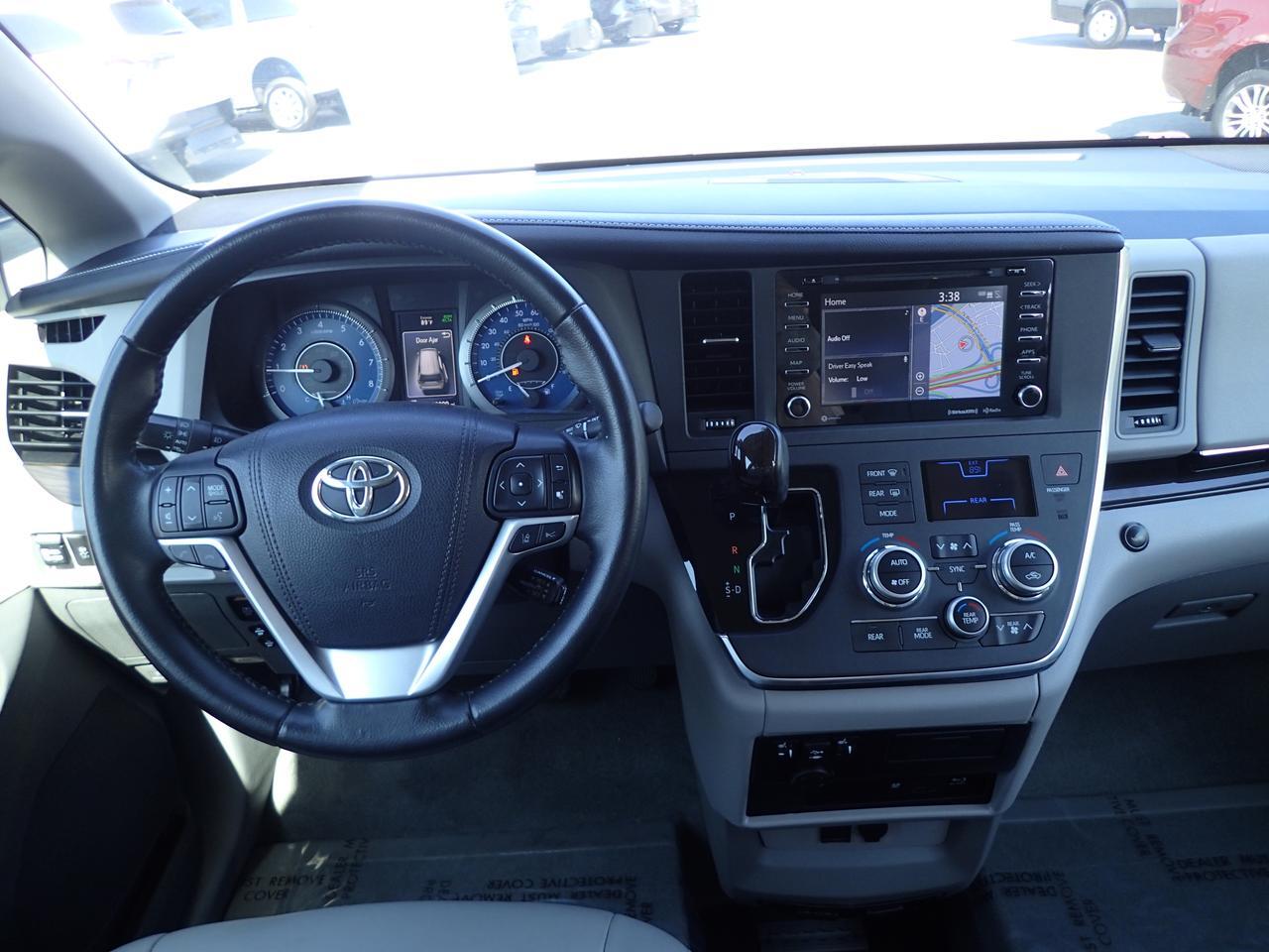 2018 Toyota Sienna XLE Anaheim CA