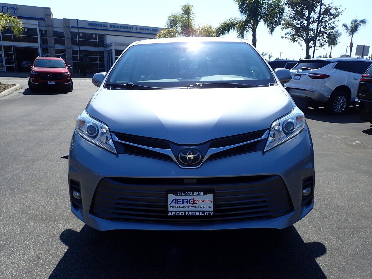 2018 Toyota Sienna XLE Anaheim CA