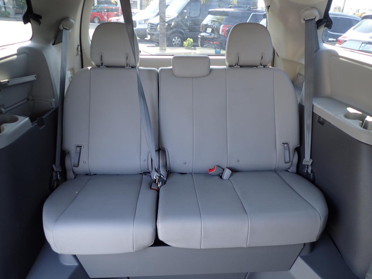 2018 Toyota Sienna XLE Anaheim CA