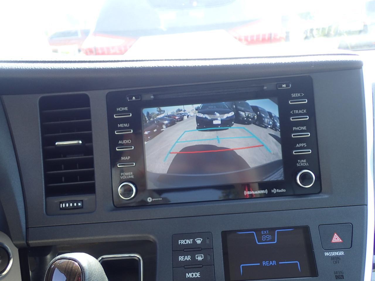 2018 Toyota Sienna XLE Anaheim CA