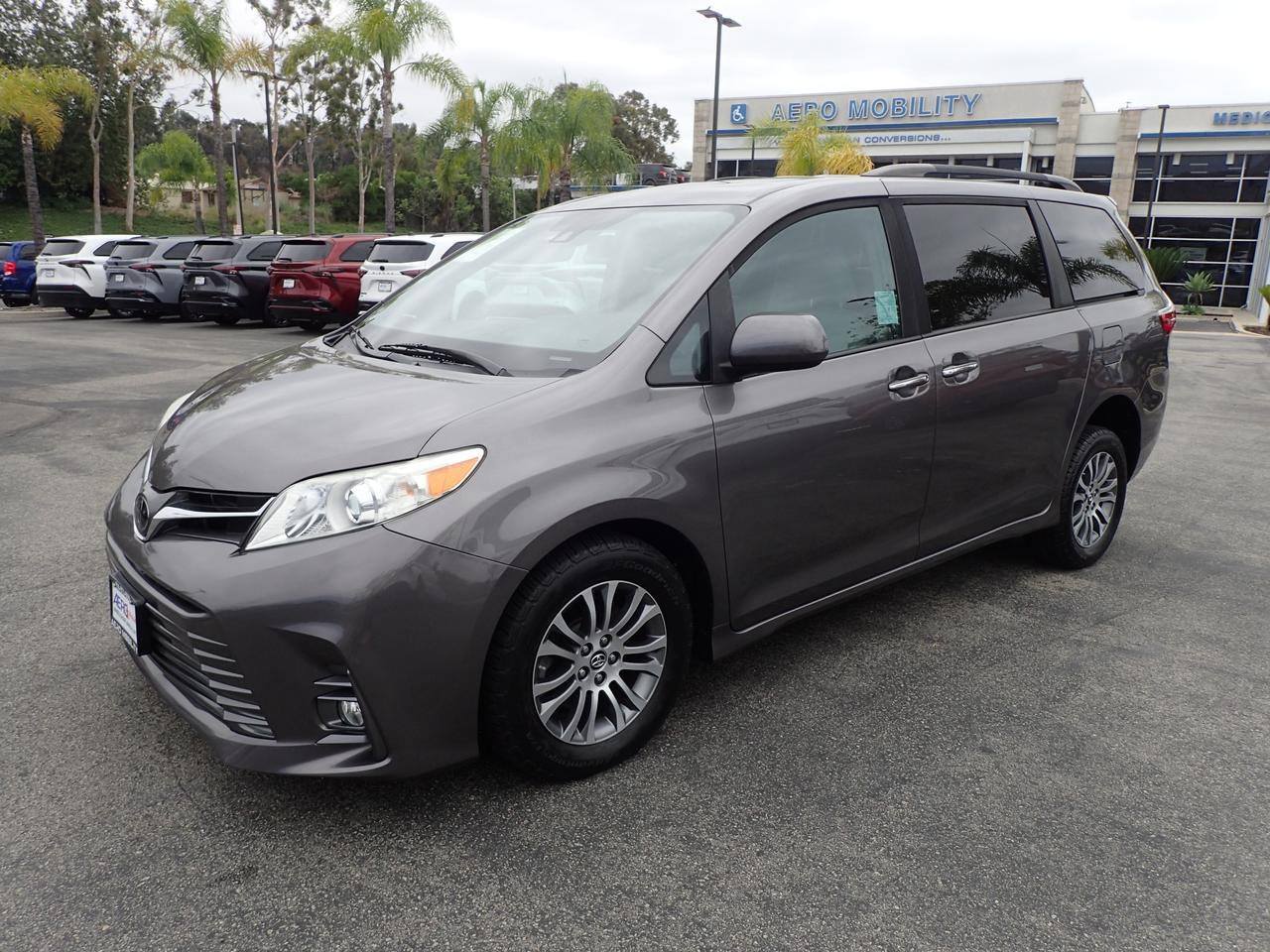 2018 Toyota Sienna XLE Anaheim CA