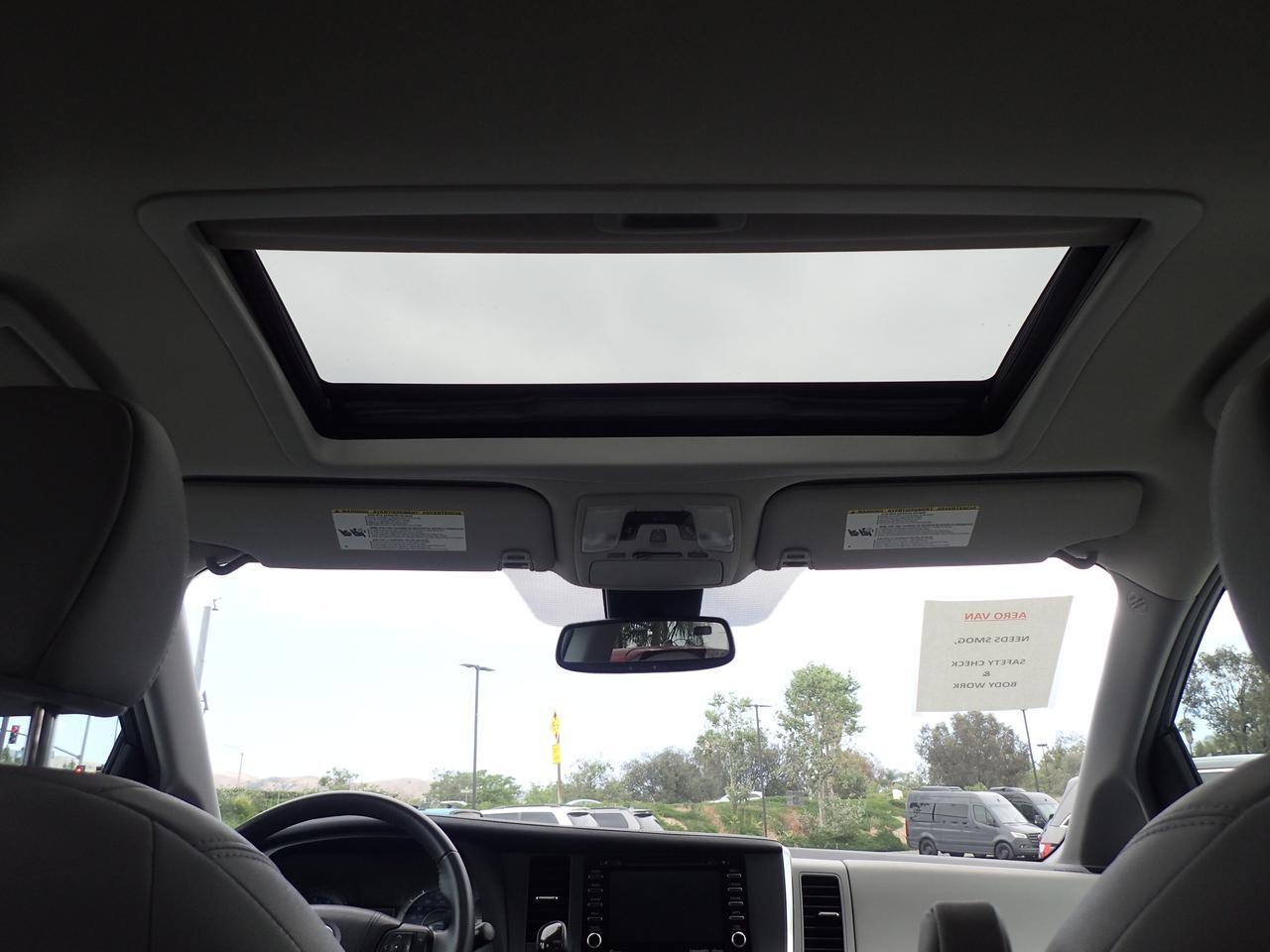 2018 Toyota Sienna XLE Anaheim CA