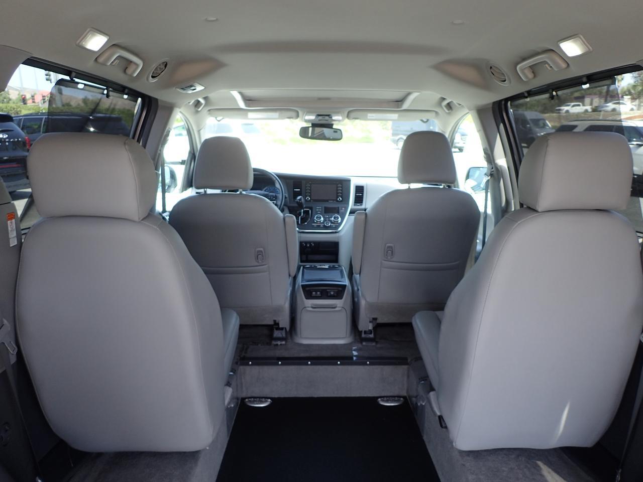 2018 Toyota Sienna XLE Anaheim CA