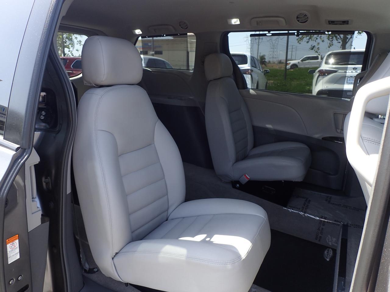 2018 Toyota Sienna XLE Anaheim CA