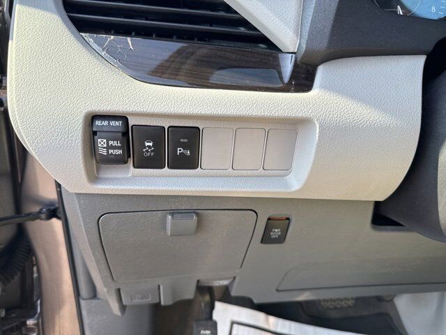 2018 Toyota Sienna XLE Auto Access Seat Carbondale IL