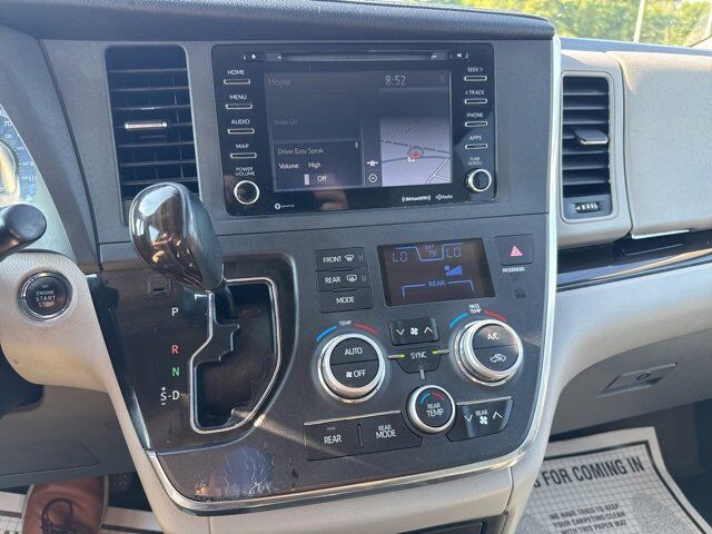 2018 Toyota Sienna XLE Auto Access Seat Carbondale IL