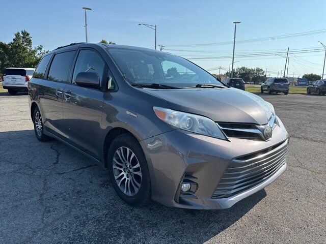 2018 Toyota Sienna XLE Auto Access Seat Carbondale IL