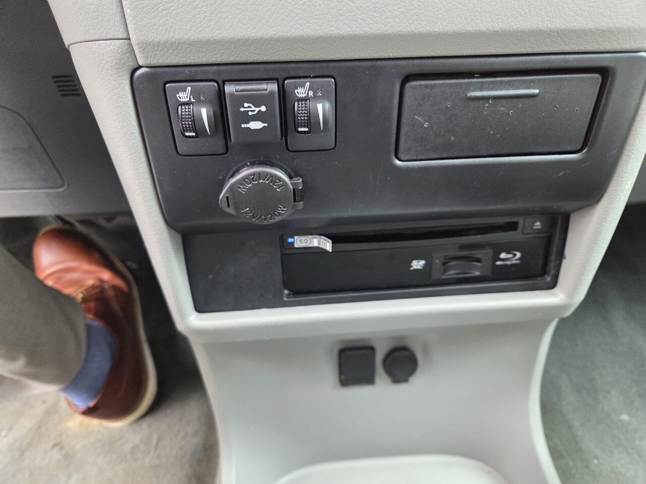 2018 Toyota Sienna XLE Charlton MA