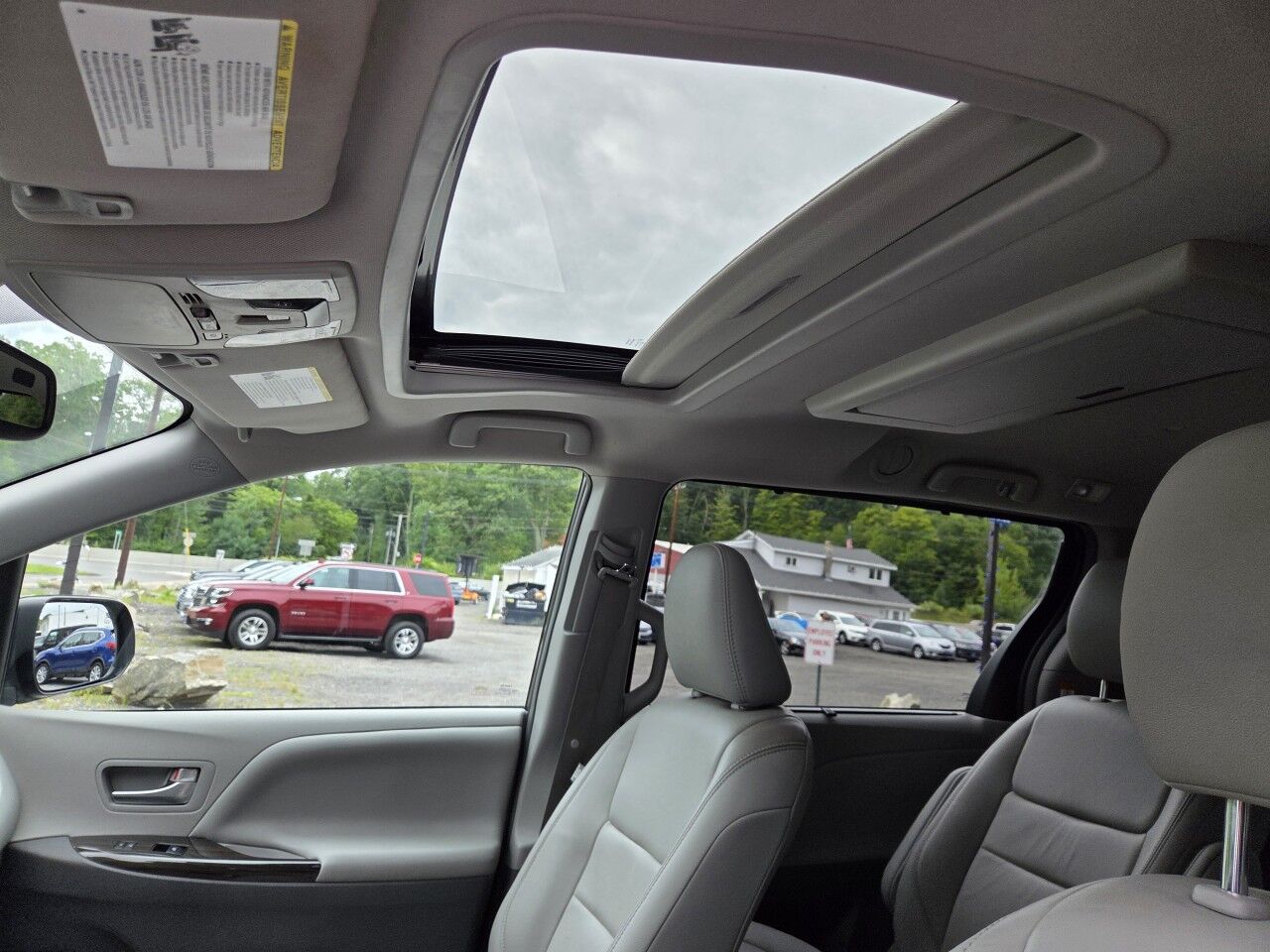 2018 Toyota Sienna XLE Charlton MA